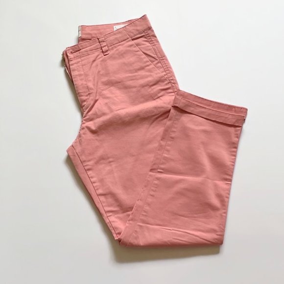 Soft pants with pockets for ladies - Picture 2 of 15